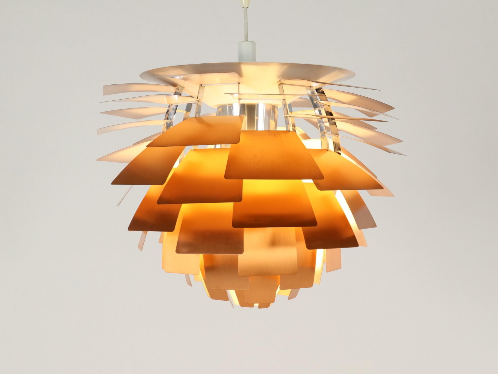 Iconic PH Artichoke 84 hanging lamp in copper by Poul Henningsen for Louis Poulsen