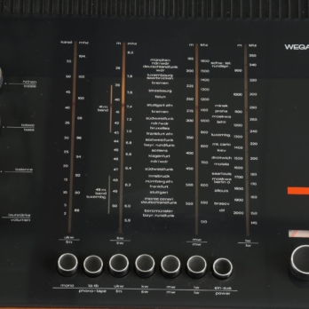 Wega 3210 on foot wooden version from the seventies (2)