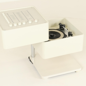 Wega 3300 stereo hifi by Verner Panton for Wega cube form (2)