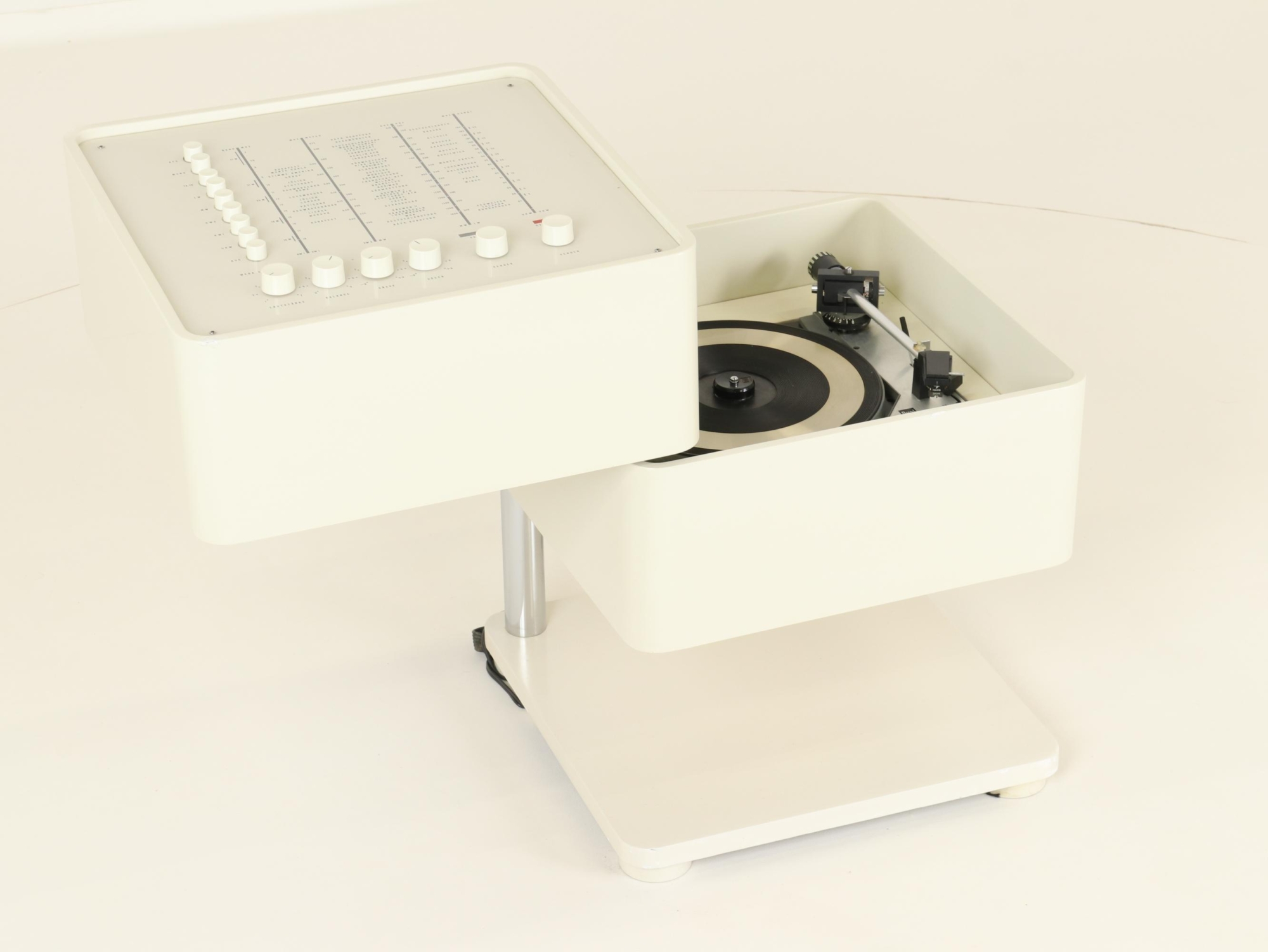 Wega 3300 stereo hifi by Verner Panton for Wega cube form (2)