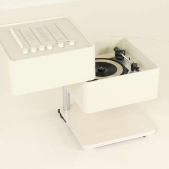 Wega 3300 stereo hifi by Verner Panton for Wega cube form (4)