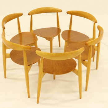 Hans Wegner dining set, model Heart by Fritz Hansen from the sixties (12)