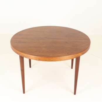 Round rosewood dining table model 56 by Andersen top view