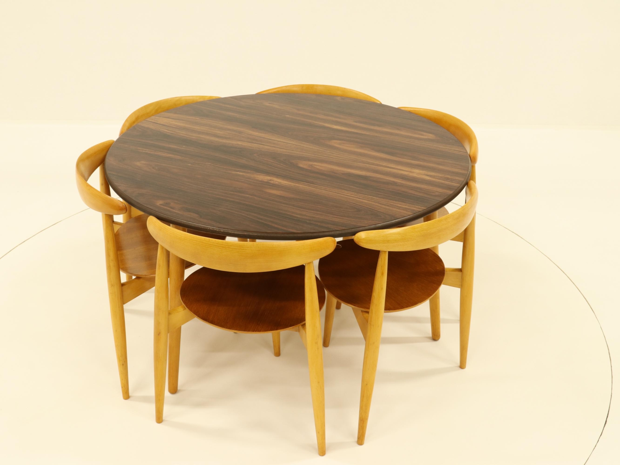 Restored dining set by Wegner with tabletop in rosewood (9)