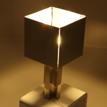 Table lamp with square inox lampshade (9)